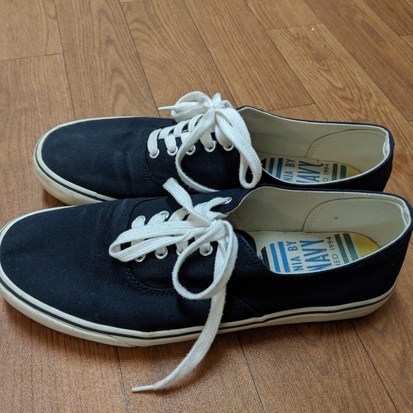 old navy tennis shoes